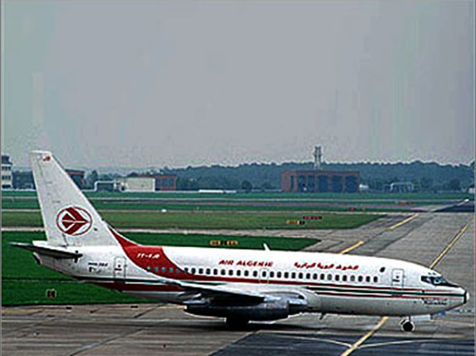 REUTERS/A undated file picture taken at Berlin's Schoenefeld airport shows a similar aircraft to the Air Algerie Boeing 737-200 passenger