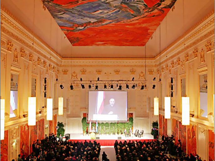 AFP / Former Iranian President Mohammad Khatami speaks on the opening day of the conference on "Islam in a Pluralistic World" in Vienna, 14 November 2005. Security in the Austrian