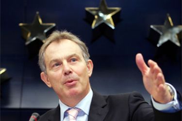 British Prime Minister Tony Blair speaks at the end of the European Union summit in Brussels December 17, 2005. Blair confirmed on Saturday that the EU had reached a deal on a long-term budget for 2007-13 that would allow massive investment in the economic development of new,