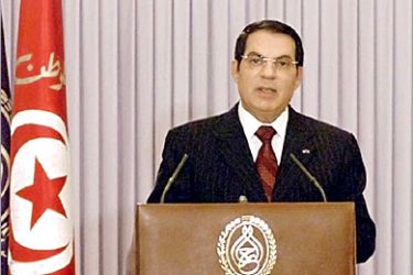 epa00857718 Tunisian President Zine Al-Abidine Ben Ali gives a speech in Carthage Palace, in Tunis, Tuesday 07 November 2006 in Tunis during the 19th anniversary of his