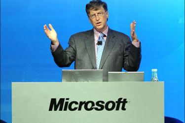 afp : Bill Gates, Chairman of Microsoft addresses a gathering in Hong Kong on August 12, 2008. Gates was giving a speech at Microsoft Research Asia 10th Anniversary