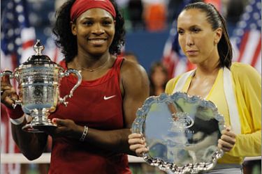 AFPSerena Williams of the US and Jelena Jankovic of Serbia during the trophy presentation after the women's final at the US Open tennis tournament