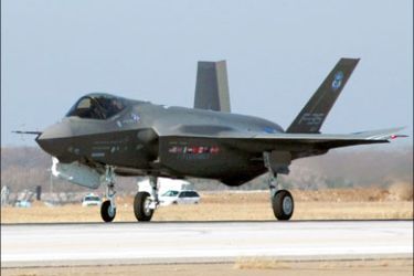 afp : (FILES) This US Navy handout image shows the F-35 Joint Strike Fighter Lightning II, built by Lockheed Martin, takes off for its first flight December 15, 2006 to test the