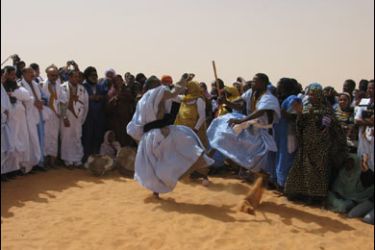 لعب العصي (أنيكور) - مهرجان شعبي يجسد حياة البدو الرحل بموريتانيا - أمين محمد – نواكشوط