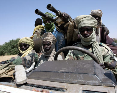 مسلحون من حركة العدل والمساواة في دارفور غرب السودان (الفرنسية-أرشيف)