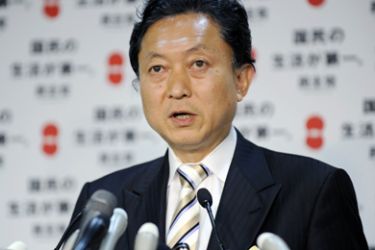 Yukio Hatoyama, leader of the main opposition Democratic Party of Japan, answers questions during his regular press conference at the party's headquarters in Tokyo on July 21, 2009.