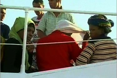 قتلى ومفقودين في إنقلاب قارب يستقله مهاجرون غير شرعيين