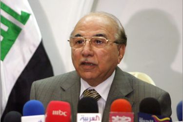 AFP - Iraqi supreme court chief Midhat al-Mahmoud speaks during a press conference announcing the ratification of the results of the country's March general election in Baghdad on June