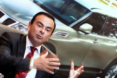 Renault-Nissan president and CEO Carlos Ghosn addresses a press conference in the Gulf emirate of Abu Dhabi on August 30, 2010 during which he said electronic cars can succeed in oil producing countries if they have government support