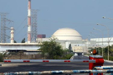 A general view shows the reactor building at the Bushehr nuclear power plant in southern Iran, 1200 kms south of Tehran, on August 20, 2010