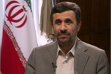 الرئيس الإيراني أحمدي نجاد في لقاء مع الجزيرة