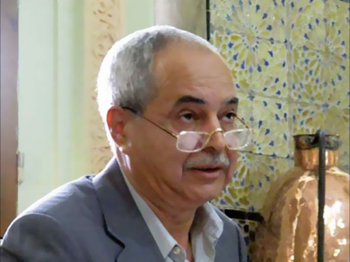 الدكتور أحمد بن بيتور رئيس الحكومة الجزائرية الأسبق (2).JPG