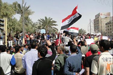المتظاهرون في ساحة التحرير