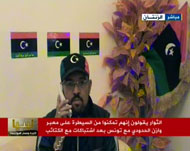 استطاع الثوار الليبيون السيطرة على معبر وازن على الحدود مع تونس بعد معارك