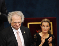 معلوف حصل على جائزة أمير أستورياسفي إسبانيا (رويترز-أرشيف)