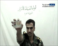 الانشقاقات تتواصل في الجيش السوري (الجزيرة)