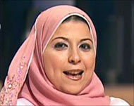 إسراء عبد الفتاح : حققوا معنا قبل توجيه الاتهامات (الجزيرة نت)