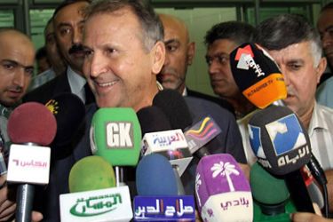 epa02883149 Brazilian soccer coach Arthur Antunes Coimbra (also known as Zico) speaks to reporters upon his arrival to Arbil Airport in Arbil, Iraq, 27 August 2011. The Iraqi Football Federation announced that Brazilian soccer coach Zico came to Baghdad to negotiate a deal to coach the Iraqi national team. EPA/KAMAL AKRAYI