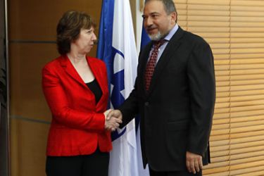 r_Israel's Foreign Minister Avigdor Lieberman (R) shakes hands with European Union's Foreign Policy Chief Catherine Ashton before their meeting in Jerusalem September 14, 2011