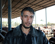 صاحب حظيرة لبيع أضاحي: إقبال ضعيف على سوق المواشي (الجزيرة نت)