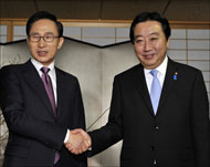الرئيس الكوري الجنوبي (يسار) ورئيس وزراء اليابان دعوا للهدوء (الفرنسية-أرشيف)