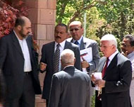 اتفاق صنعاء لم يحدث أي تغيير بسبباختلاف الطرفين في تفسيره (الجزيرة-أرشيف)