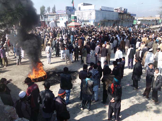 متظاهرون أفغان يحتشدون في لغمان (الفرنسية)