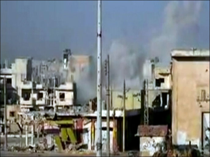 الجيش السوري قصف عدة أحياء في حمص (الجزيرة-أرشيف)