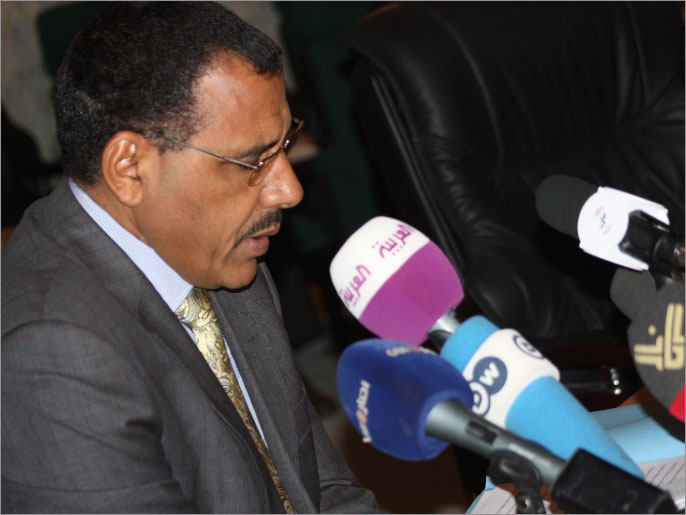 وزير خارجية النيجر محمد باعزوم دعا إلى تدخل عسكري بشمال مالي (الجزيرة نت)
