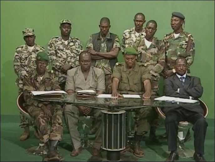 ‪‬ قادة الانقلاب في مالي دعوا القوى الغربية إلى التدخل العسكري(الجزيرة)