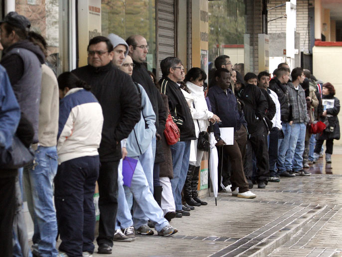 تصل نسبة البطالة بإسبانيا إلى نحو 25% (الأوروبية)