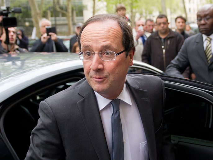  هولاند سيهزم بسهولة ساركوزي بجولة الإعادة وفق استطلاعات (الفرنسية)