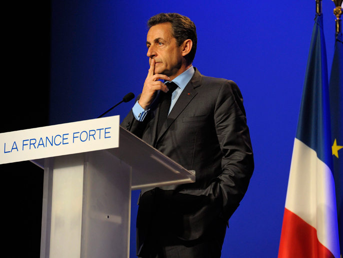‪ساركوزي: فرنسا ستطرد منهجيا كل من يدلي بتصريحات تناقض قيم الجمهورية الفرنسية‬  