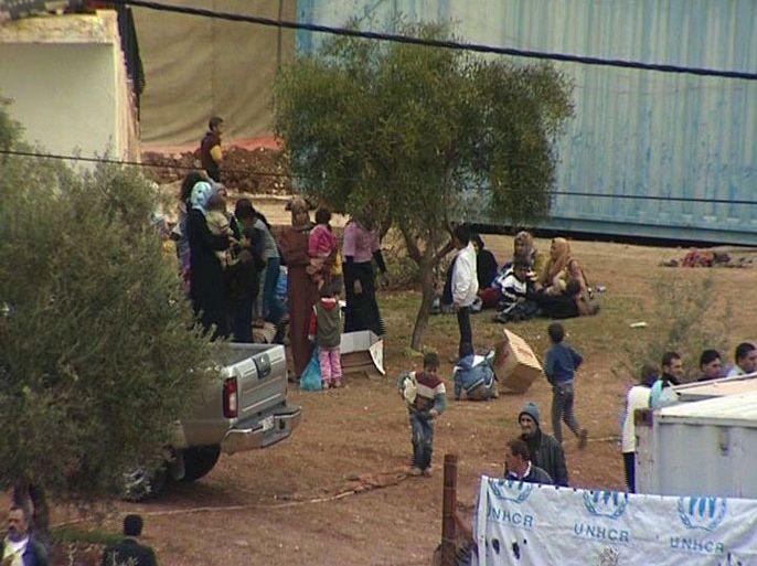 لاجئون سوريون في سكن البشابشة في الرمثا الاردنية - ارشيف