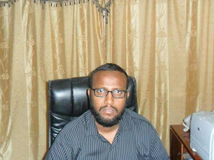 حسين: هناك مشروع لربط اليمن بالصومال بكابل بحري لزيادة قوة الإنترنت (الجزيرة نت)