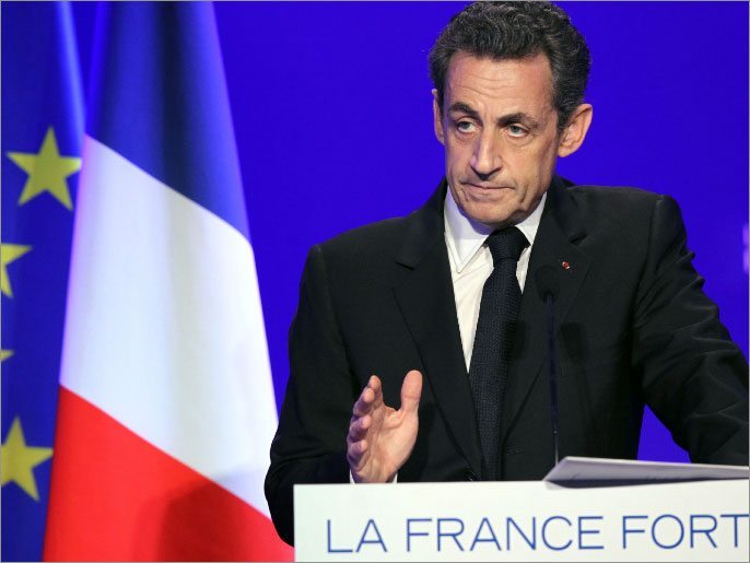 ساركوزي تعهد بخفض عدد الوافدين على فرنسا للنصف (الفرنسية)