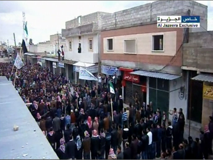 مظاهرات ريف حلب تطالب بإسقاط النظام (الجزيرة)
