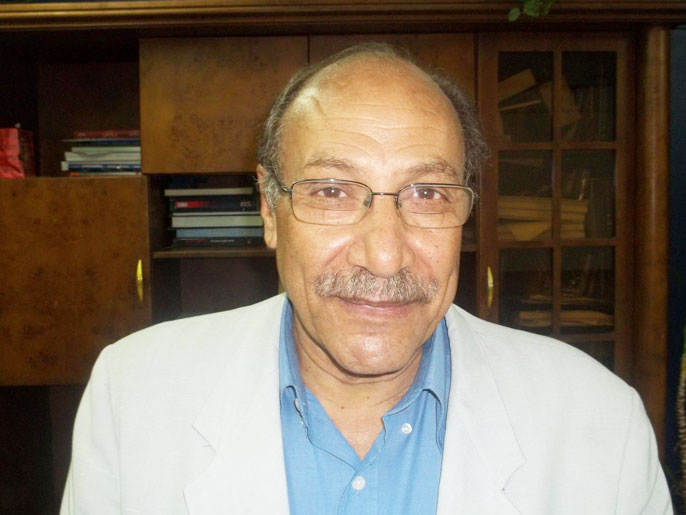 ‪هجرس: رئيس اللجنة اتهم بالمشاركة في تزوير انتخابات‬ عدة خلال عهد مبارك(الجزيرة نت)