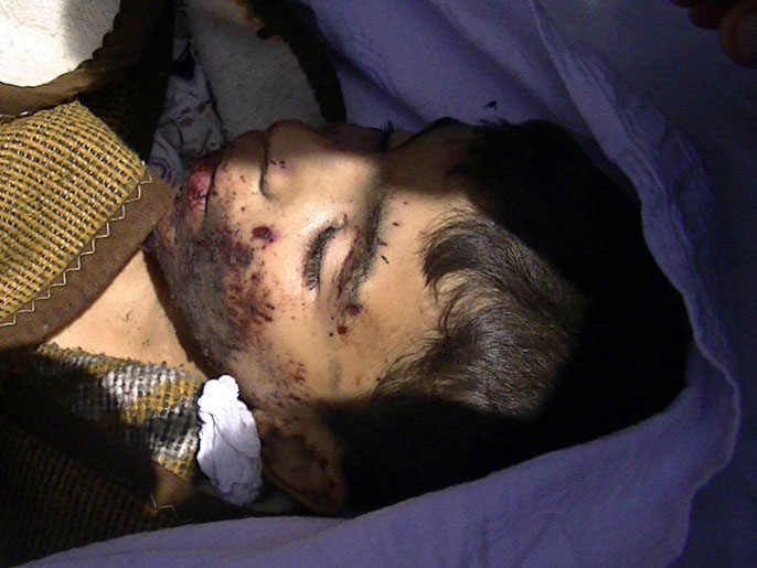 تشييع طه عياش الذي قتل برصاص الأمن في درعا (الفرنسية)