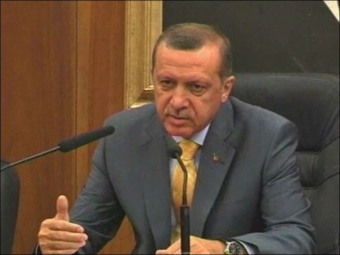 ‪أردوغان اتهم النظام السوري بتسليم‬ (الجزيرة-أرشيف)