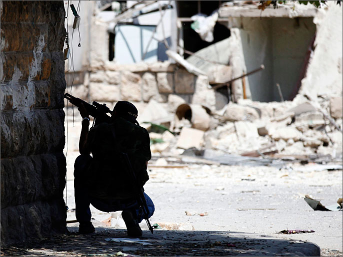 مسلحو الجيش الحر يحاولون التقدم في أحياء حلب(رويترز)