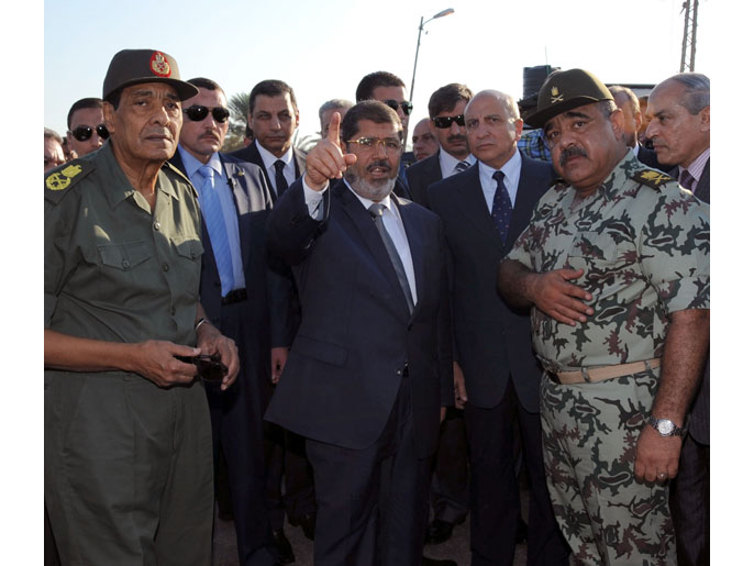 ‪مرسي أقال مدير المخابرات ومحافظ شمال سيناء على خلفية الحادث‬  (الأوروبية)