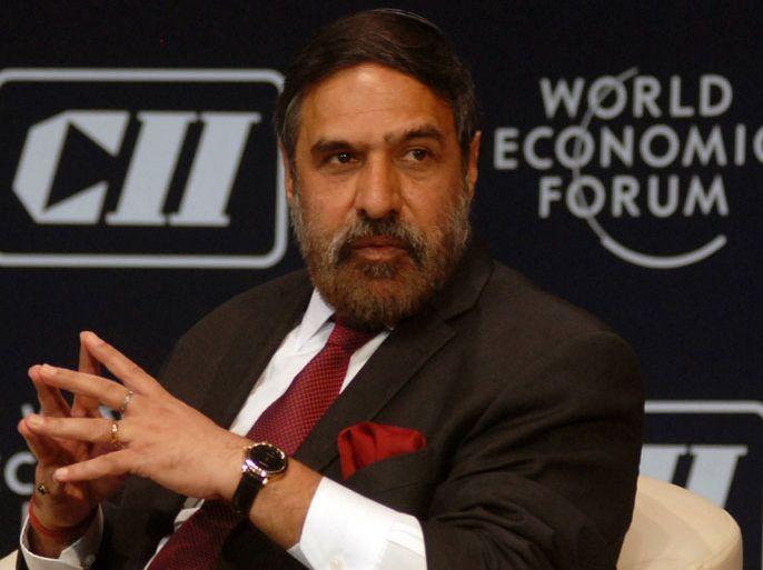 epa03001836 Anand Sharma, Minister of Commerce and Industry, Textiles of India, speaks during the opening plenary session on 'India in the New Global Reality' during the India Economic Summit 2011, in Mumbai, India, 13 November 2011. The World Economic Forum, in partnership with the Confederation of Indian Industry (CII), is hosting its annual India Economic Summit for the first time in Mumbai, from the 12th to 14th of November. Under the working theme Linking Leadership with Livelihood, over 800 participants from 40 countries will be taking part. EPA/DIVYAKANT SOLANKI