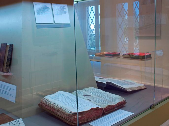 معرض فن التجليد، كتب قديمة مجلدة بالطريقة البيزنطية