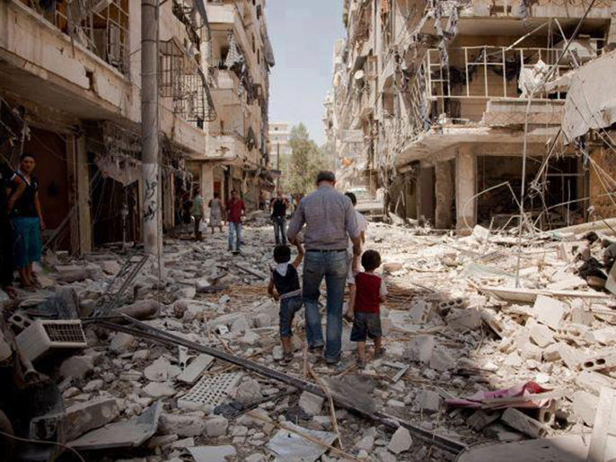 ‪معظم المدن السورية أصابها دمار واسع نتيجة القصف المتواصل‬  (الجزيرة)