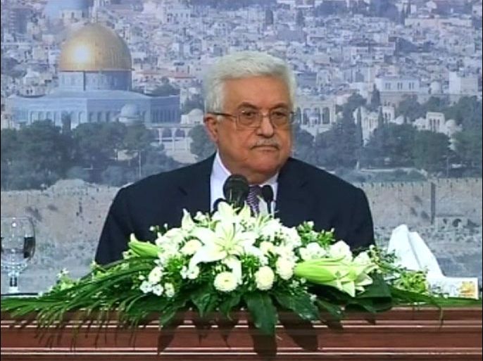 اتهم الرئيس محمود عباس حركة حماس بعرقلة مساعي المصالحة الوطنية بمنعها لجنة الانتخابات العامة من مباشرة عملها في قطاع غزة.