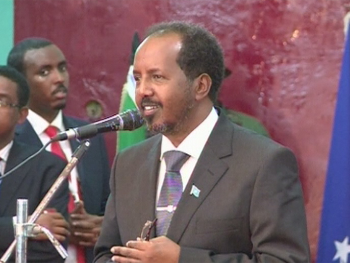 الهجمات تأتي بعد تنصيب الرئيس الصومالي المنتخب حسن شيخ محمود (الجزيرة)