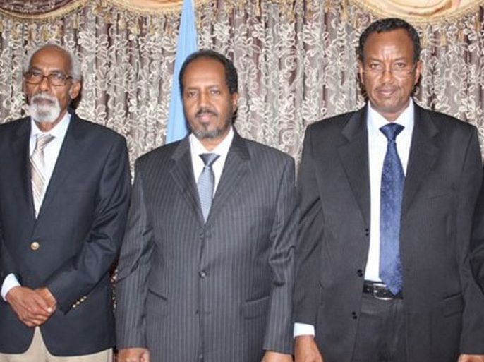 صورة تجمع الرئيس ورئيس الوزراء ورئيس البرلمان الصومالي