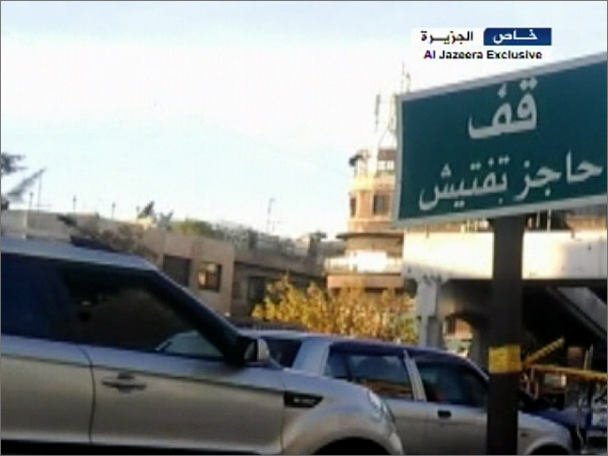إغلاق الطرق المؤدية إلى العاصمة دمشق (الجزيرة)