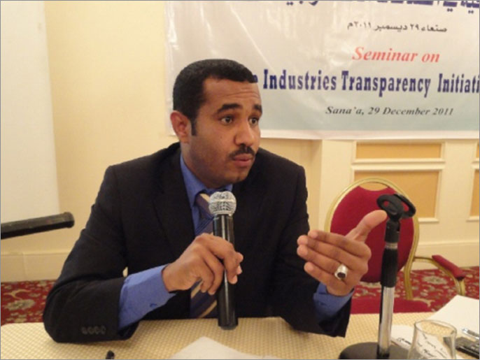 ‪مصطفى نصر دعا الحكومة اليمنية لتهيئة البيئة الاستثمارية وخلق إستراتيجية وطنية للاستفادة من أموال المغتربين‬ (الجزيرة نت)